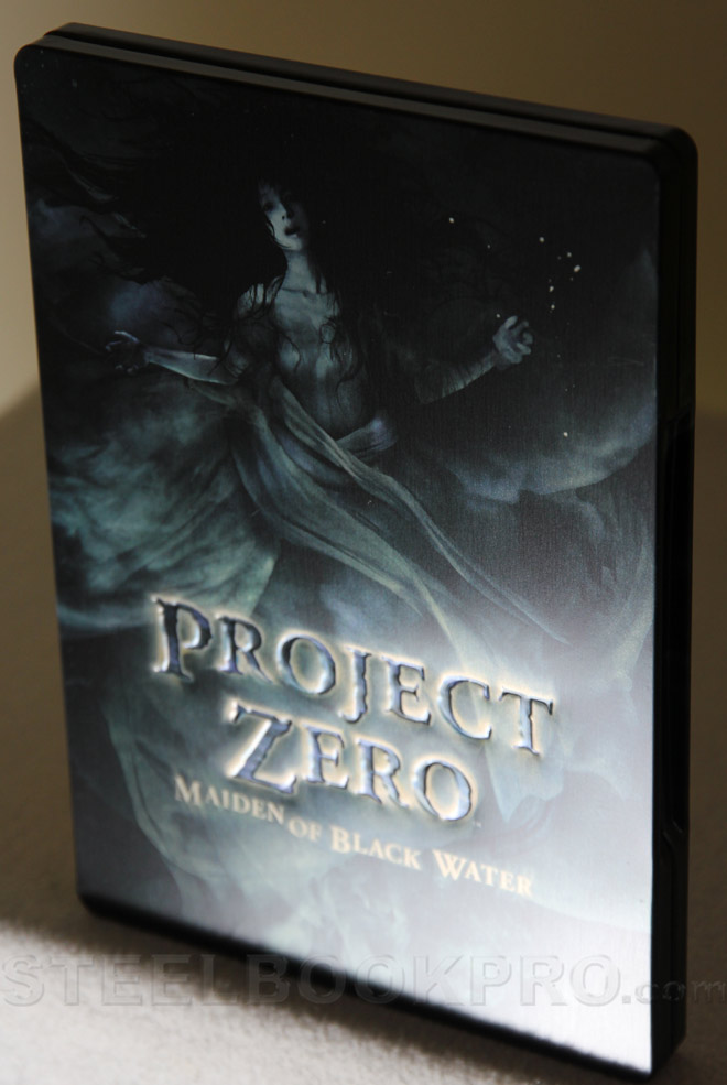 Project-Zero-WiiU-steelbook-2