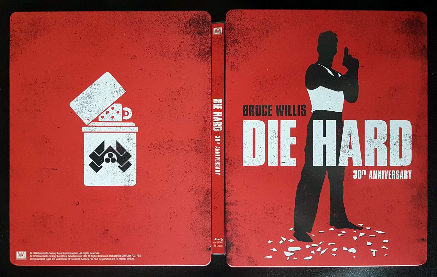 Die-Hard-steelbook-4