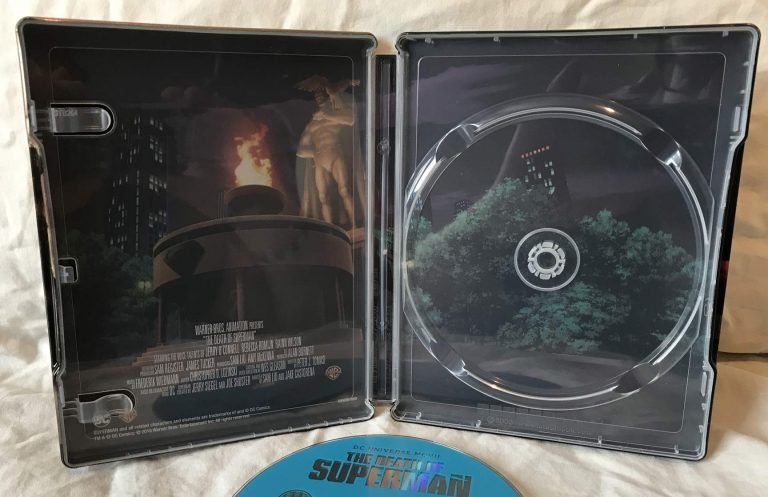 The-Death-of-Superman-steelbook4-768x497