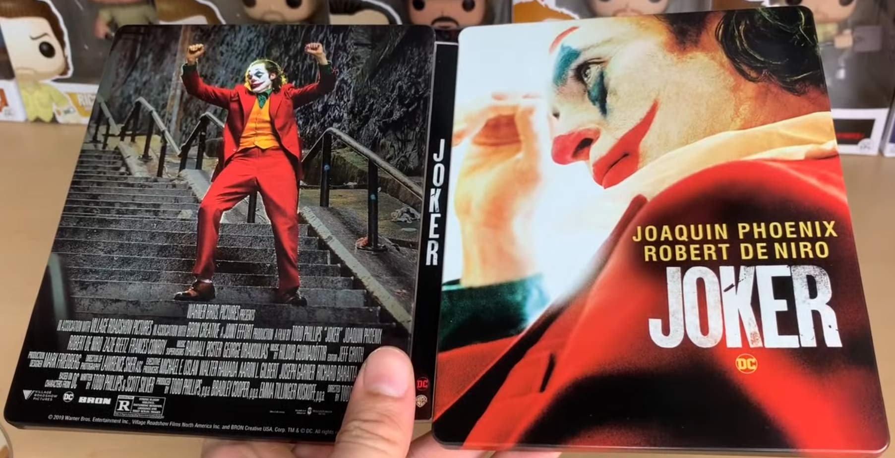 Joker-steelbook-BestBuy-4.jpg